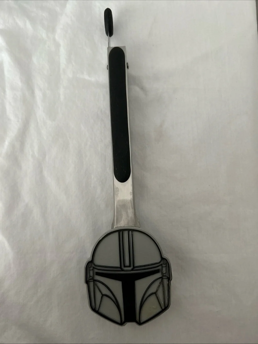 Disney Grogu & Mandalorian Green and Black Pancake Flippers and Press Set